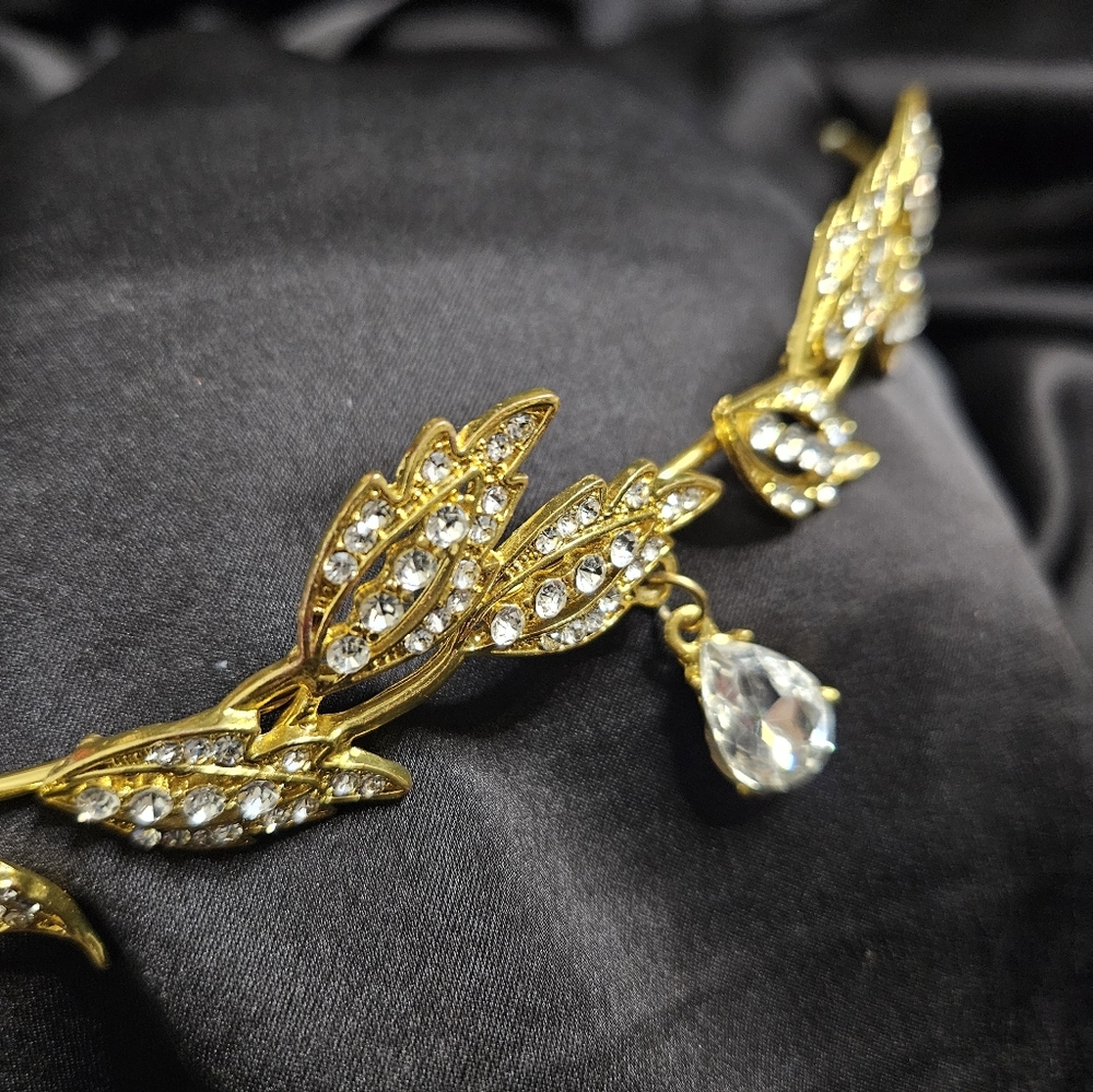 Wedding Tiara or Cosplay Renaissance Festival Forehead Piece - Picture 5 of 6